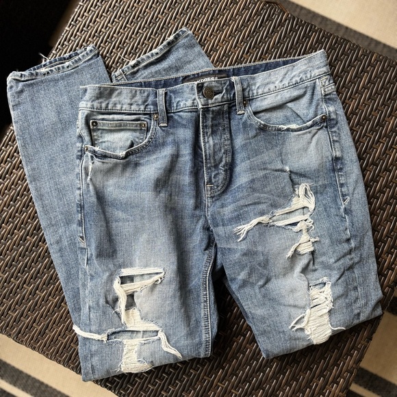 Express Men’s Slim Blue Jeans with Trendy Distressing - Picture 6 of 7